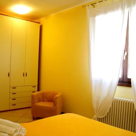 Sole Лидо-ди-Скакки